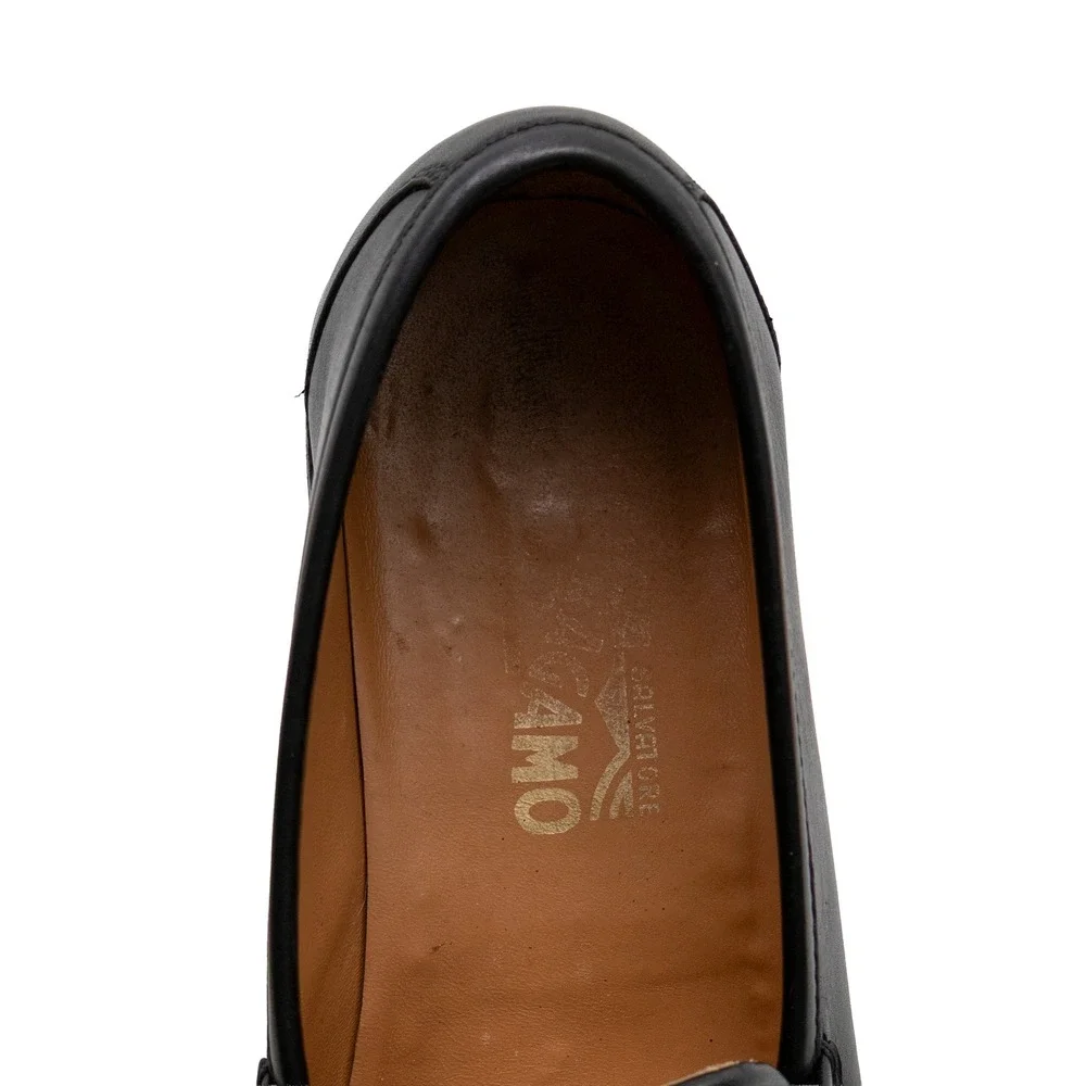 Salvatore Ferragamo Black Leather Gancini Lug Sole Loafers UR40415 Mens 8D